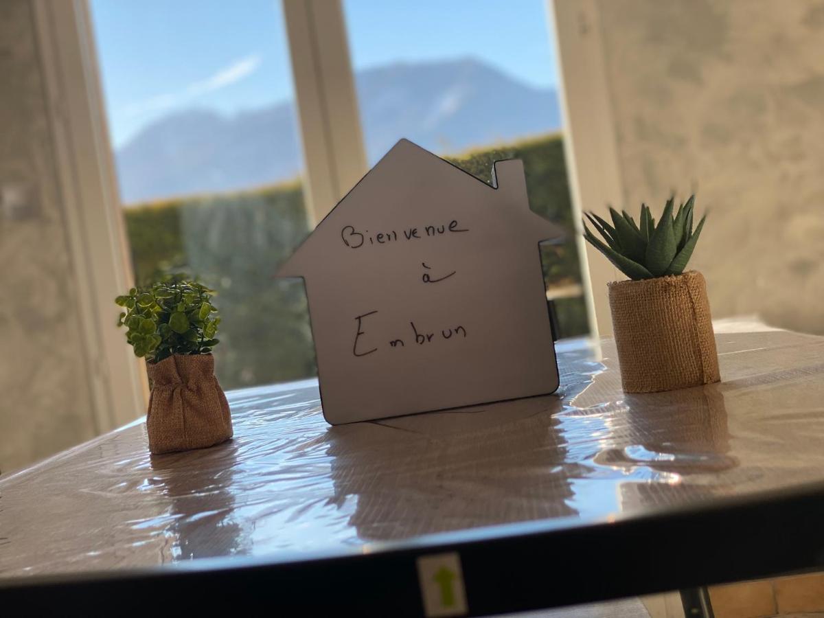 Embrun - Appartement 4/6 personnes avec extérieurs Exterior foto